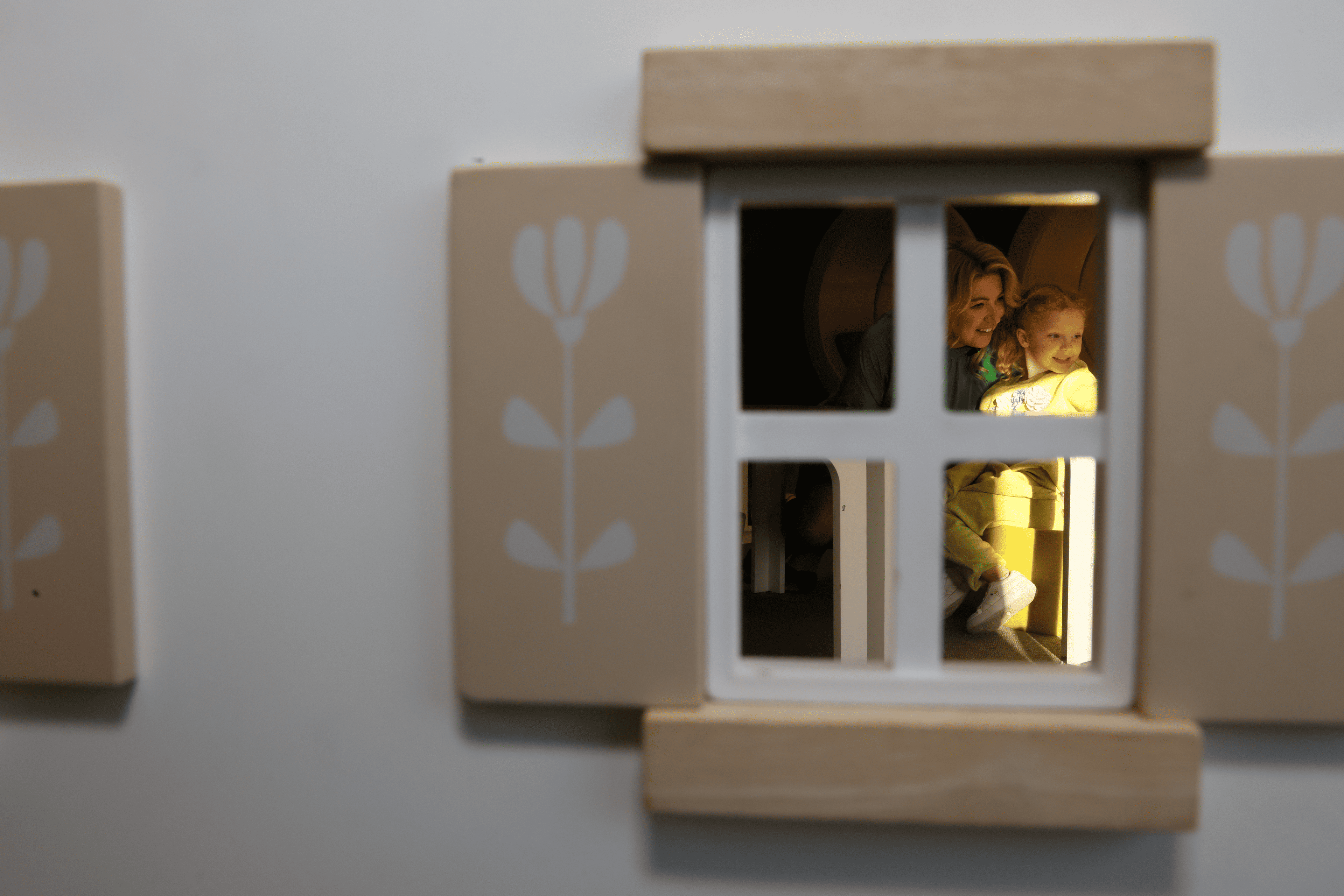Magnetic Tiles 2026: How One Toy Replaces a Hundred Gadgets and Grants Parents Peace of Mind